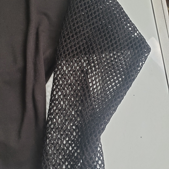 NWT Girls Black Cropped Top - Picture 5 of 6